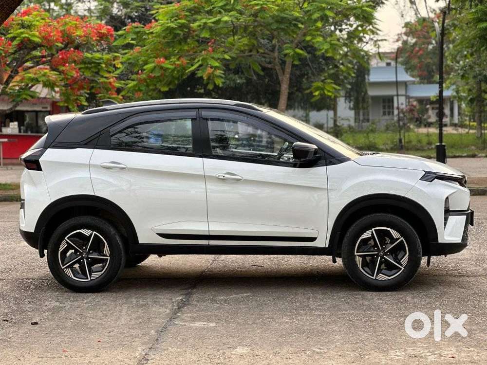 Tata Nexon Fearless Plus S 1.2 Revotron Petrol 6mt Dt, 2024, Petrol