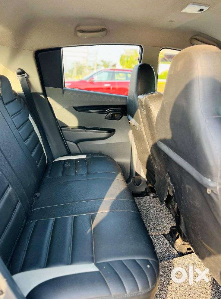 Mahindra Kuv100 Nxt 1.2 K4 Plus Petrol 6 Str, 2018, Petrol