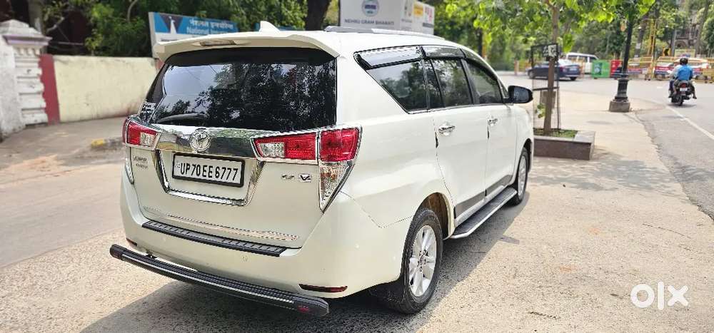Toyota Innova Crysta 2018