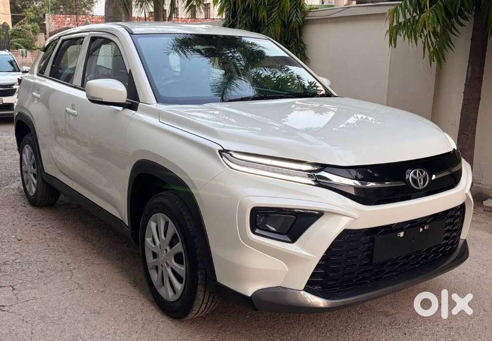 Toyota Urban Cruiser Hyryder, 2026, Petrol