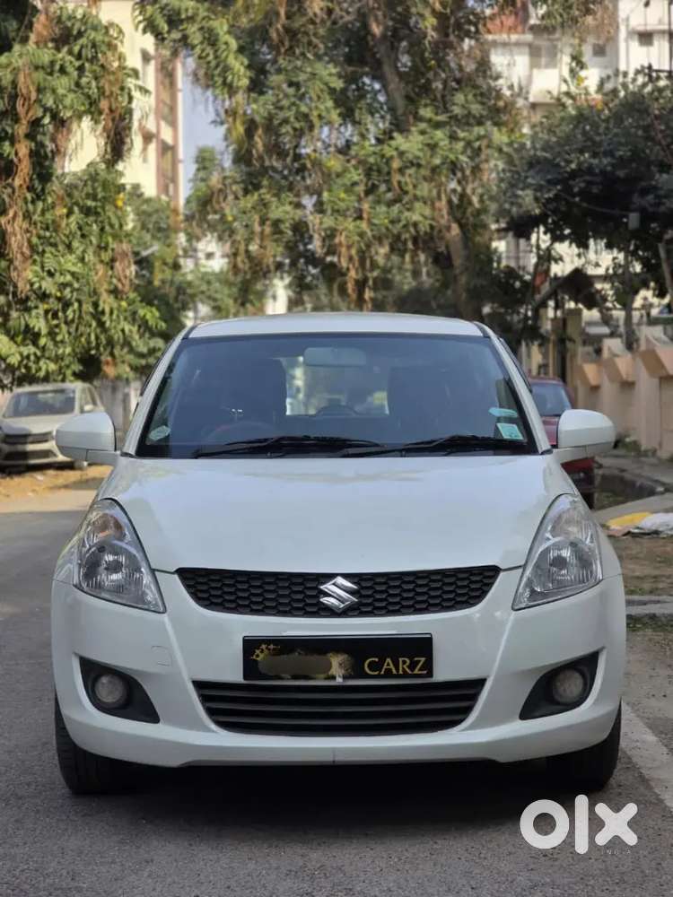 Maruti Suzuki Swift 2015 Petrol 76500 Km Driven