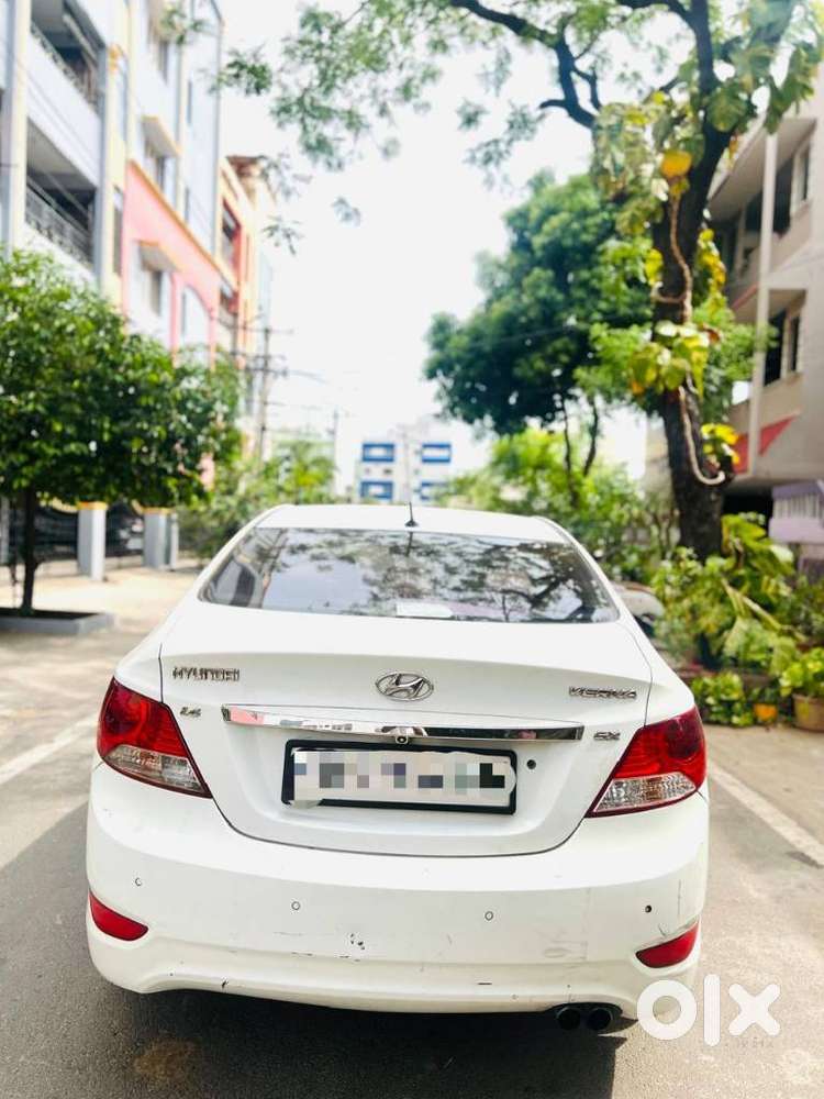 Hyundai Verna Crdi Vgt Sx 1.5, 2011, Diesel