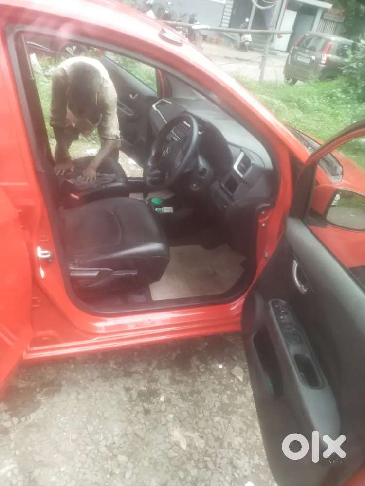 Honda Brio V Automatic 2017