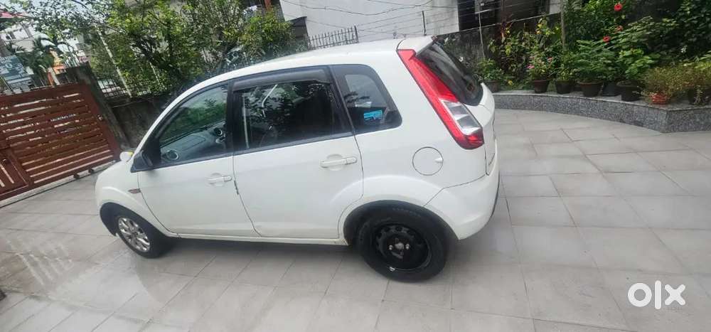 Ford Figo Petrol 2012