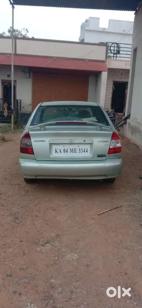 Hyundai Accent Hatchback 2004 Petrol 165000 Km Driven