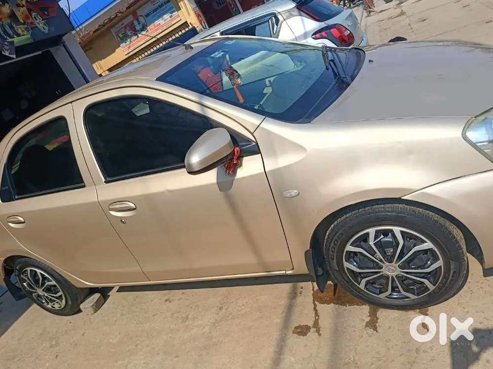 Toyota Etios 1.5 G 2016 कार