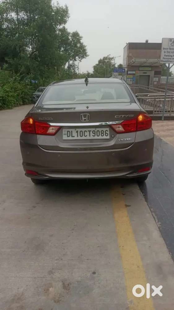 Honda City V At 2016