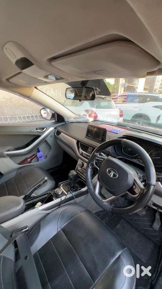 Tata Nexon Xza+ (top Model)  Automatic  Petrol  Well Maintained