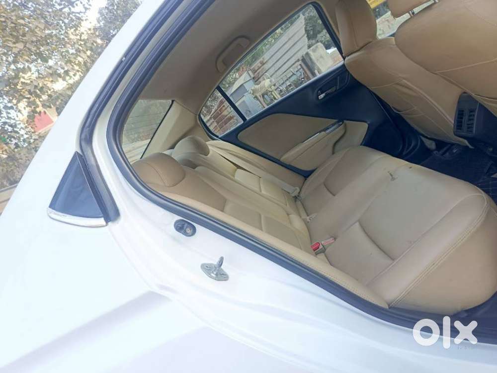 Honda City 1.5 V Cvt I-vtec Mt, 2016, Petrol