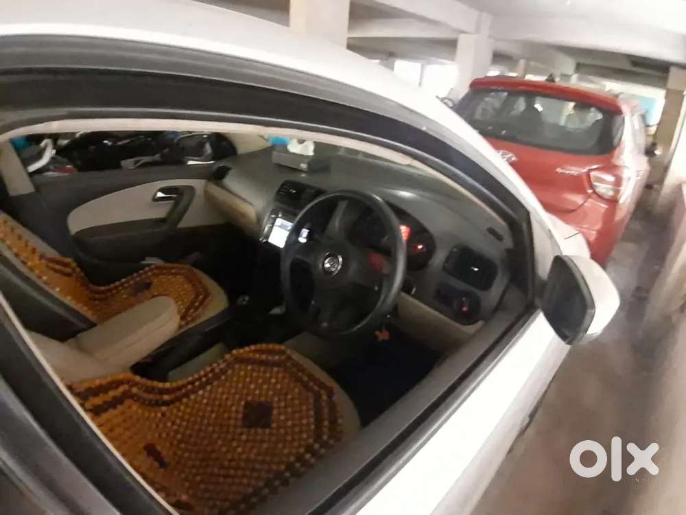 Volkswagen Vento 2013 Petrol 93000 Km Driven