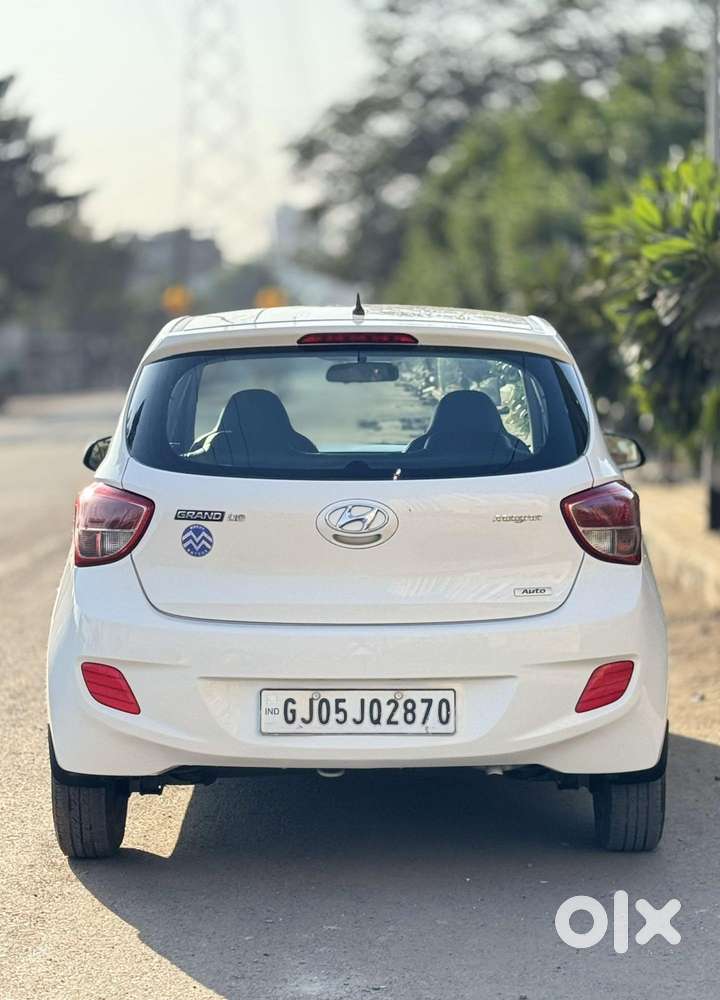 Hyundai Grand I10 Magna O At Petrol, 2016