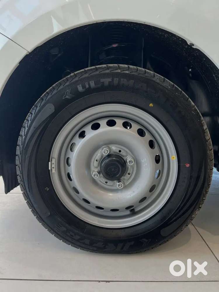 Tata Tiago Base Model 2026