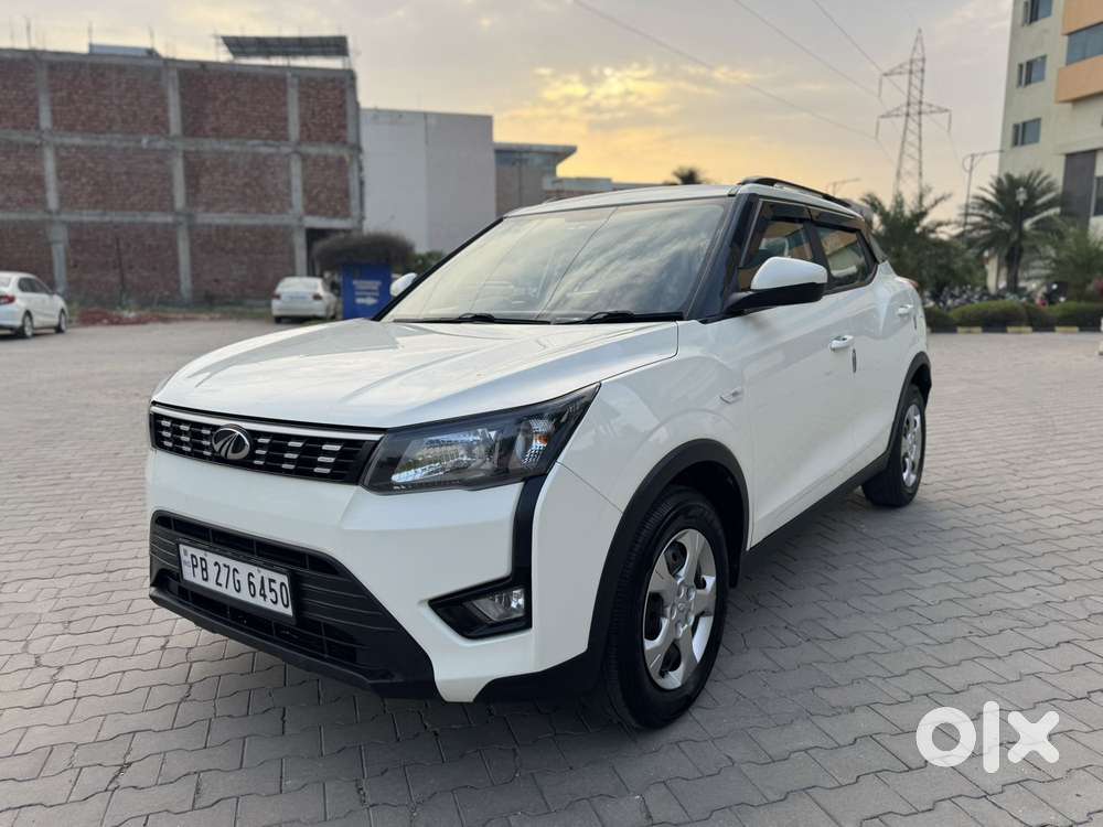 Mahindra Xuv300 W6, 2021, Petrol