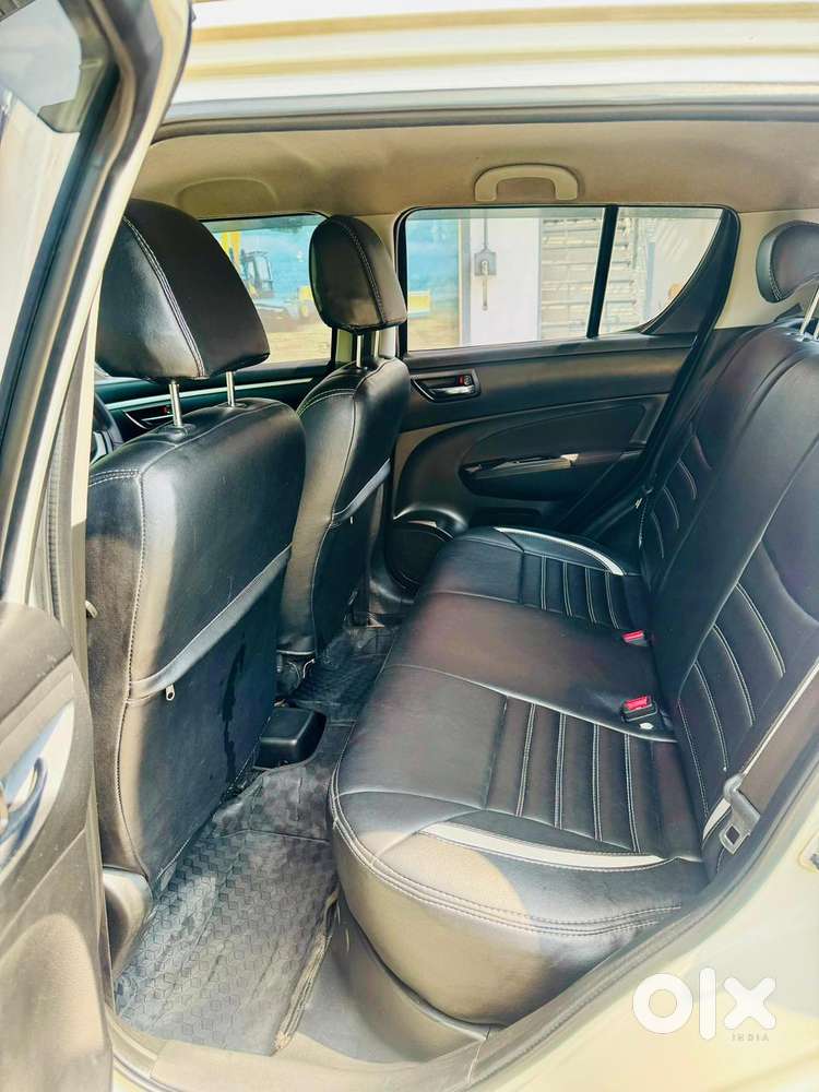 Maruti Suzuki Swift Vxi Abs Bsiv, 2015, Petrol
