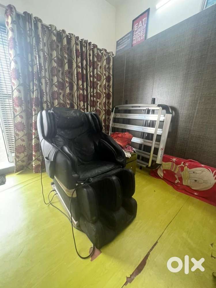 Massage Chair idle used for sale Other Household Items 1752722301