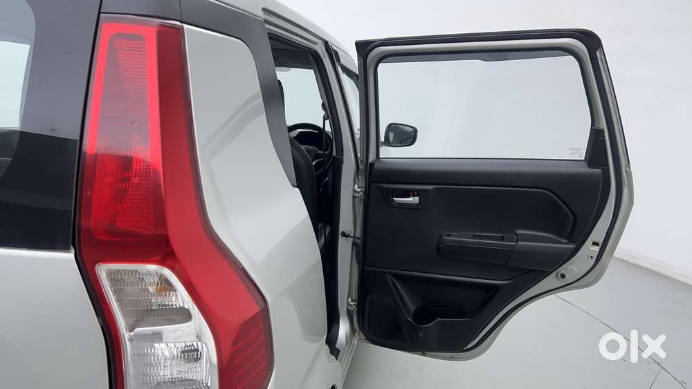 Maruti Suzuki Wagon R 1.0 Vxi Ags, 2023, Petrol