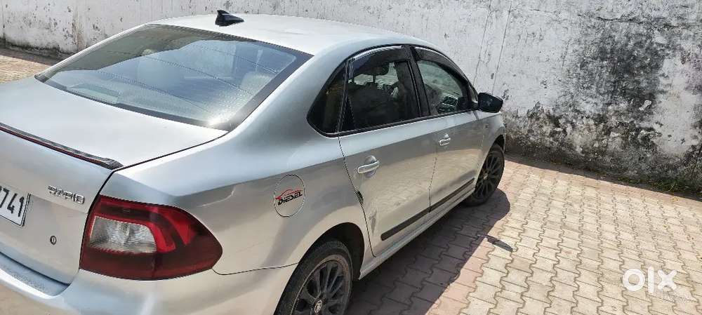 Skoda Rapid Elegance Plus 2015 Diesel Good Condition