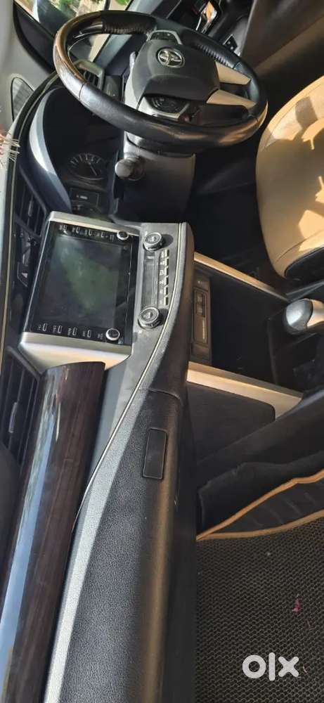 Toyota Innova Crysta 2021