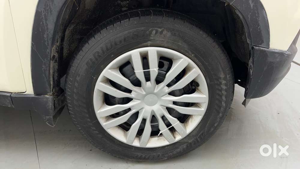 Mahindra Kuv 100 Mfalcon G80 K4, 2017, Petrol