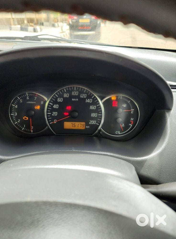 Maruti Suzuki Swift Dzire Zxi, 2008, Petrol