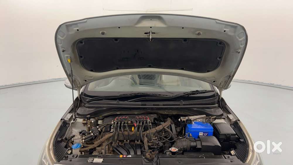 Hyundai Verna 1.5 Mpi Mt Sx (o), 2020, Cng & Hybrids