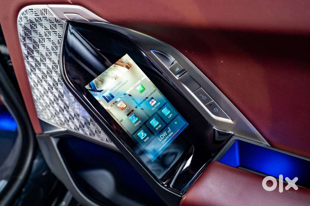 Bmw I7 Xdrive60, 2024, Electric