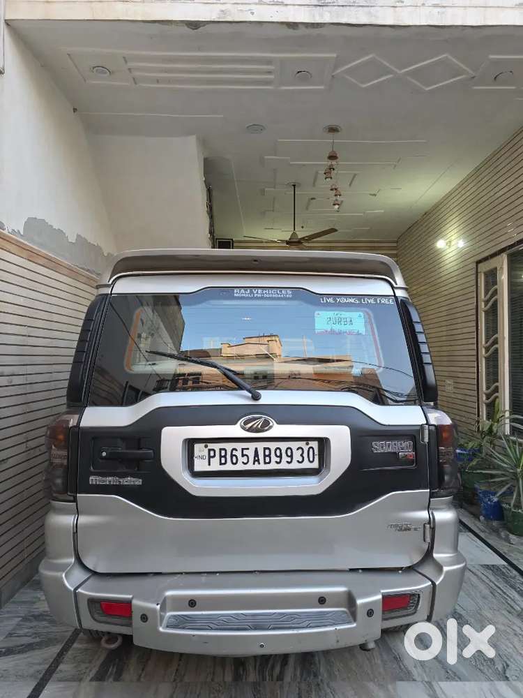 Mahindra Scorpio S 10 Classic 2015 Looking Very Good In Condition
