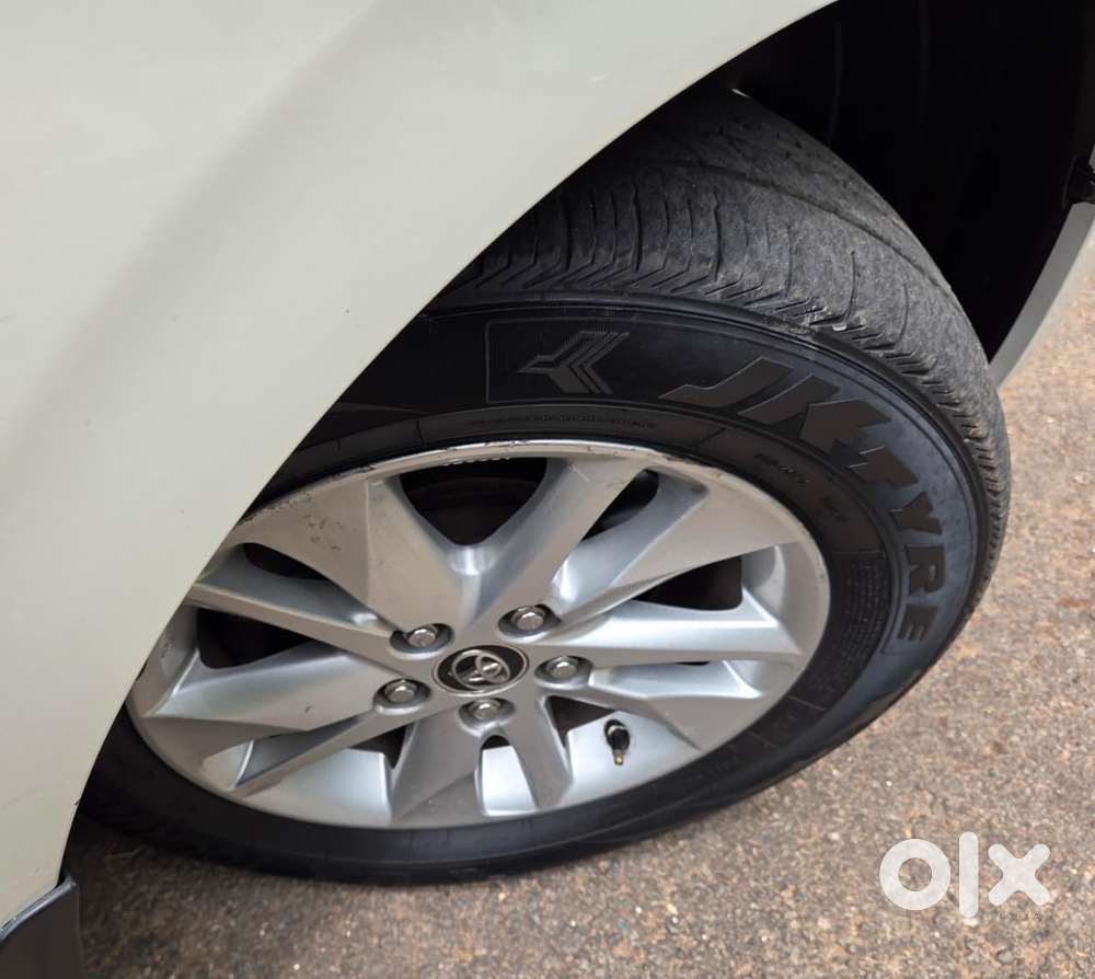 Toyota Innova Crysta 2.8 Z, 2017, Diesel