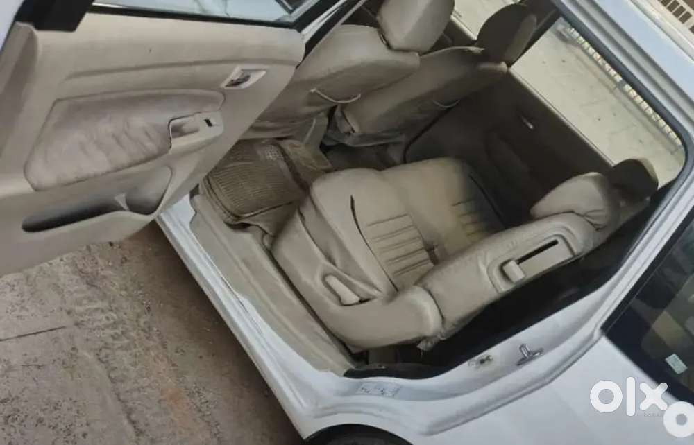 Maruti Suzuki Ertiga 2015