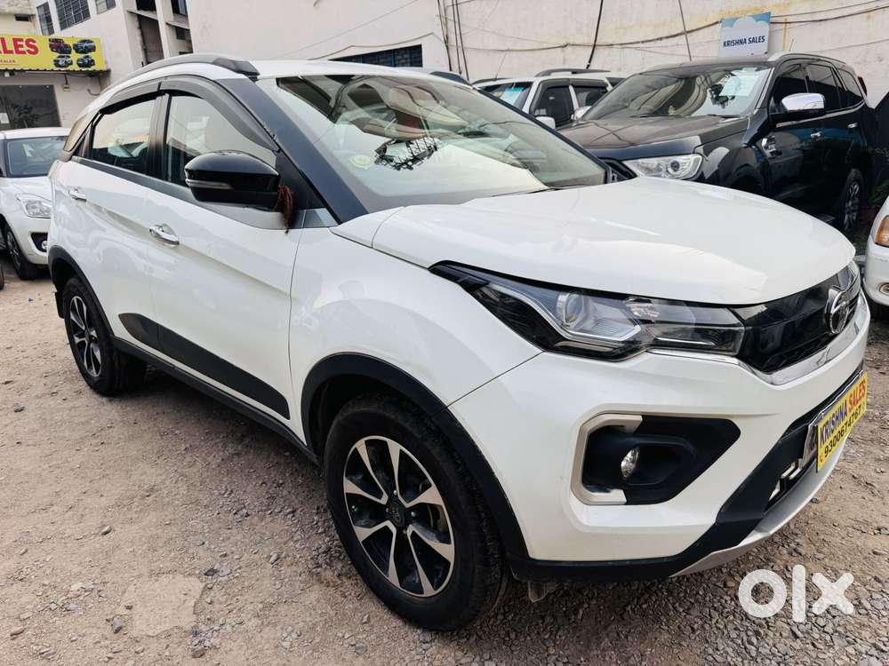 Tata Nexon 1.2 Revotron Xza Plus (o) Amt, 2020, Petrol