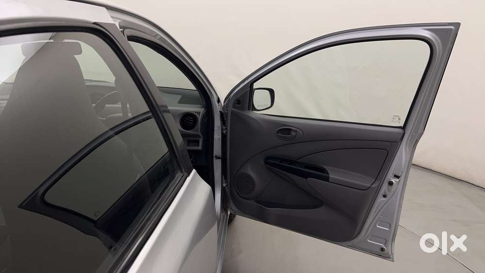 Toyota Etios 1.5 G, 2011, Petrol