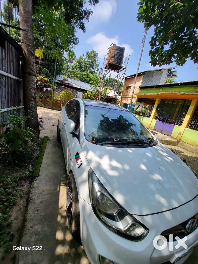 Hyundai Verna Crdi 2011
