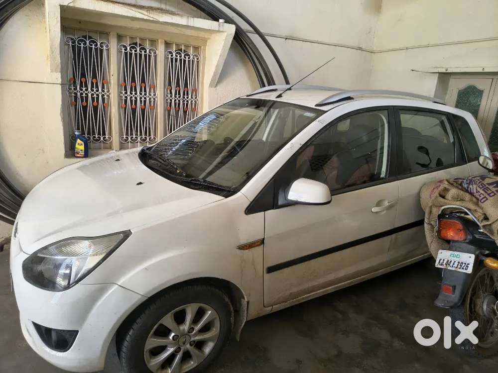 Ford Figo 2011 95000 Km Driven