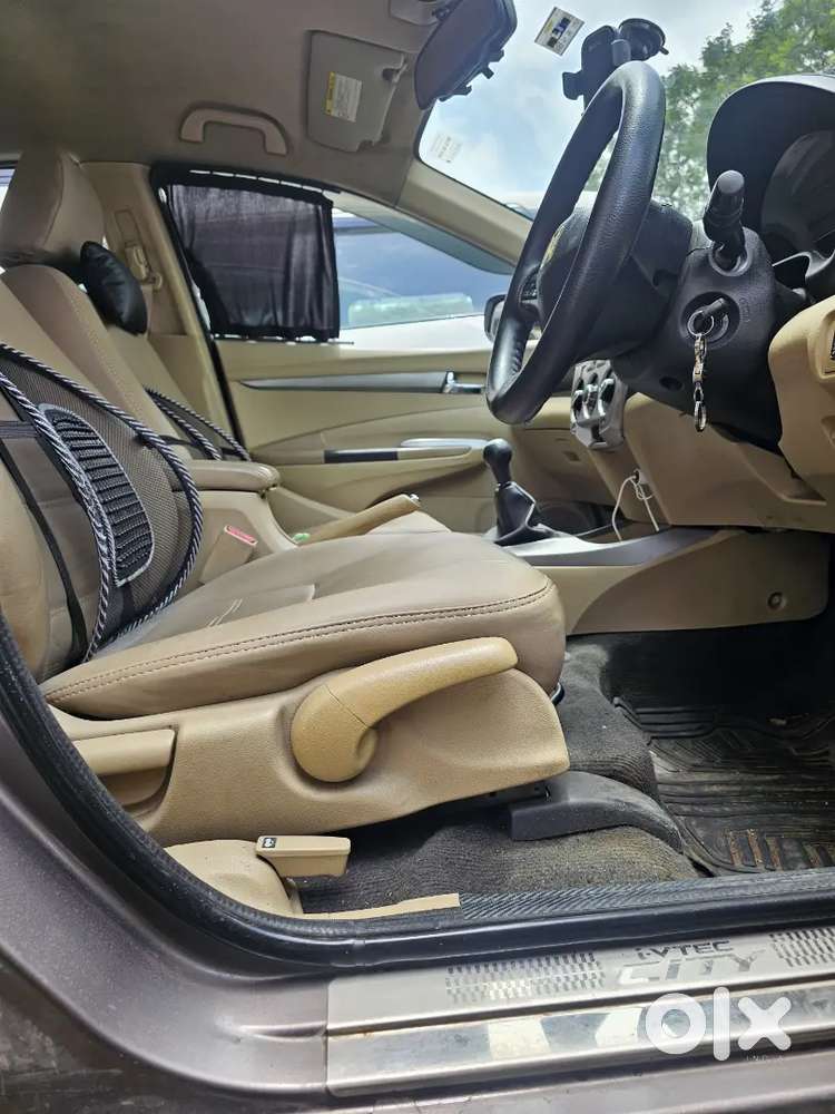 Honda City 1.5 V Petrol 2012