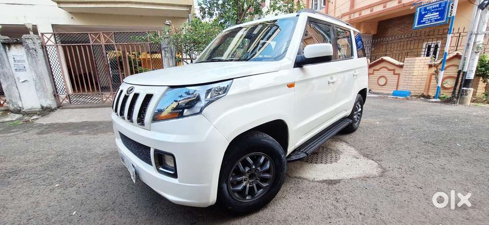 Mahindra Tuv 300 T10, 2019, Diesel