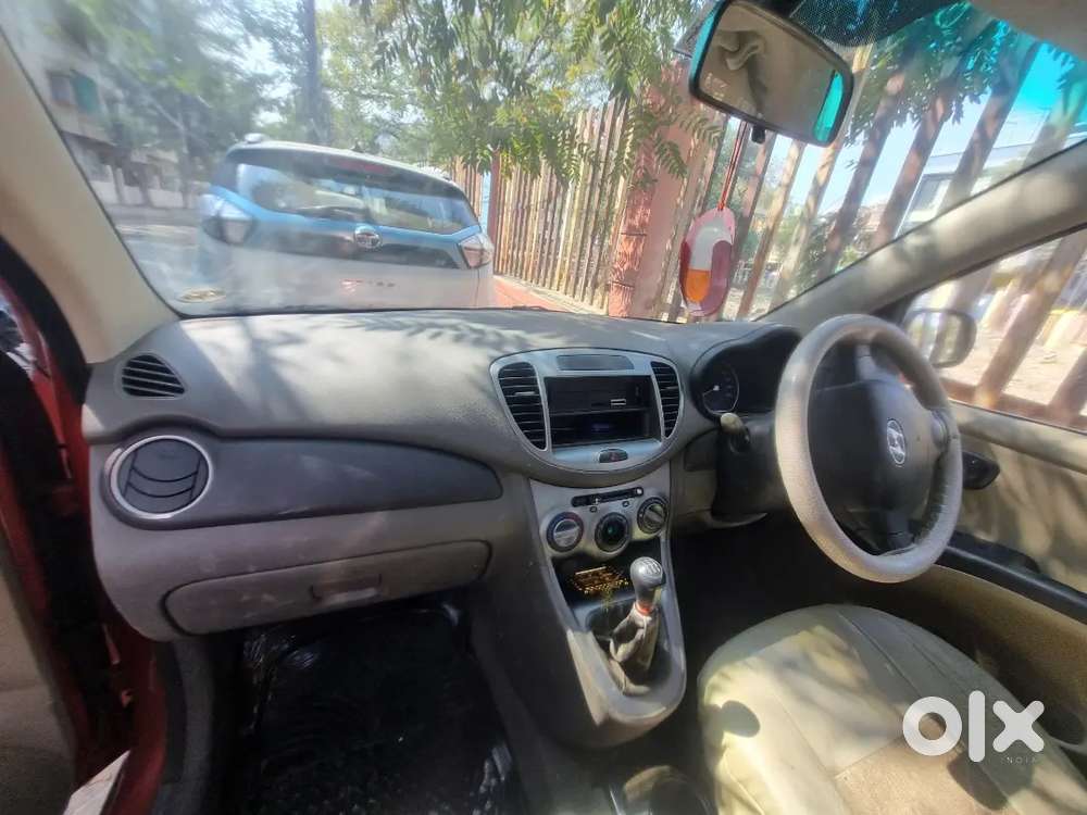 Hyundai I10 2012 Petrol 71000 Km Driven Well Maintained