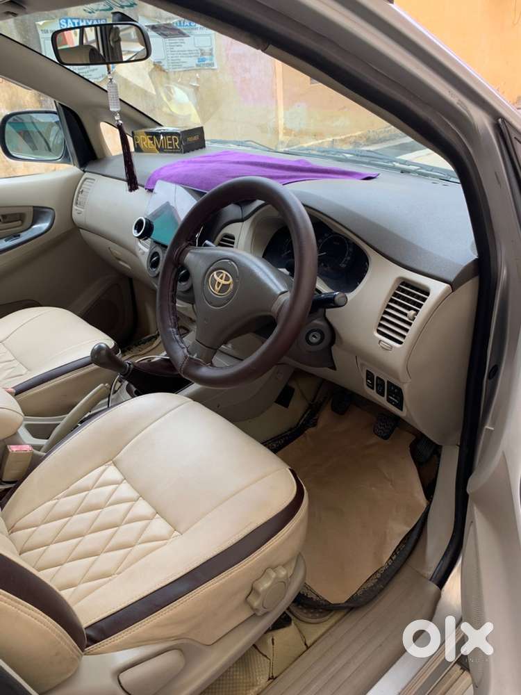 Toyota Innova Diesel Manual 2011 Year In Good & Excellent Condition