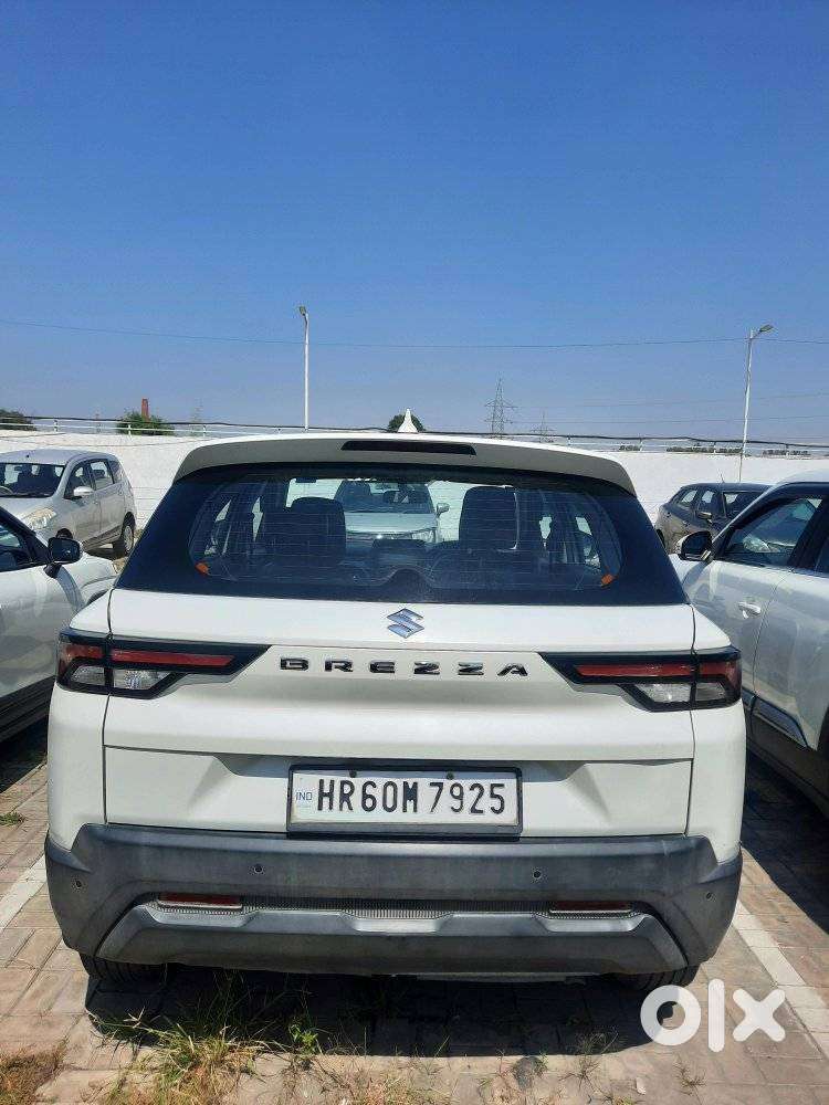 Maruti Suzuki Brezza 1.5 Vxi Smart Hybrid, 2023, Petrol