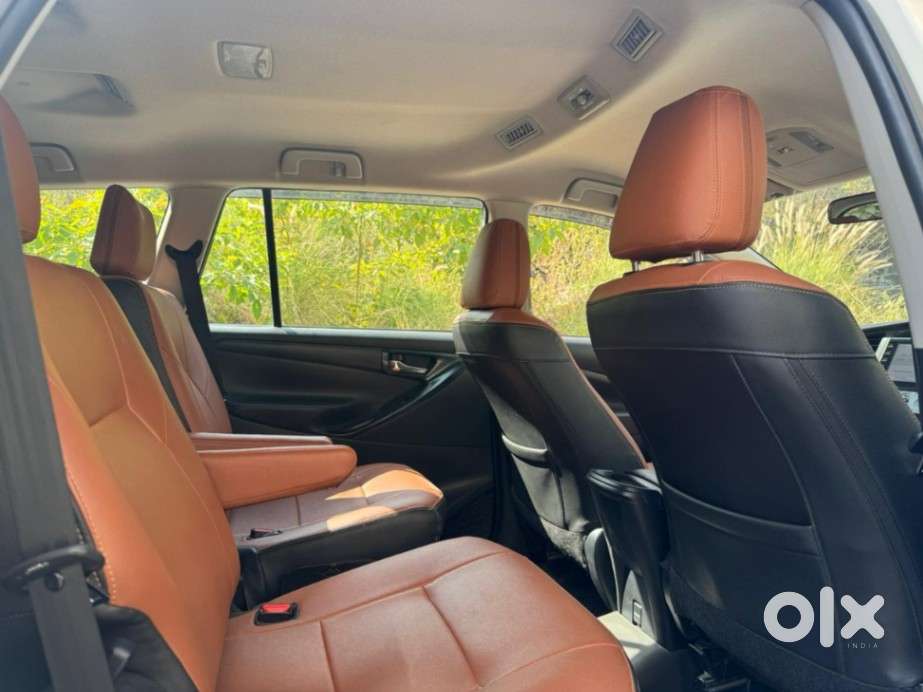 Toyota Innova Crysta [2020-ongoing] 2.4 Gx At 7 Str, 2021, Diesel