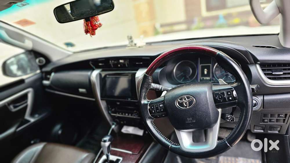 Toyota Fortuner 2011-2016 4x4 At, 2017