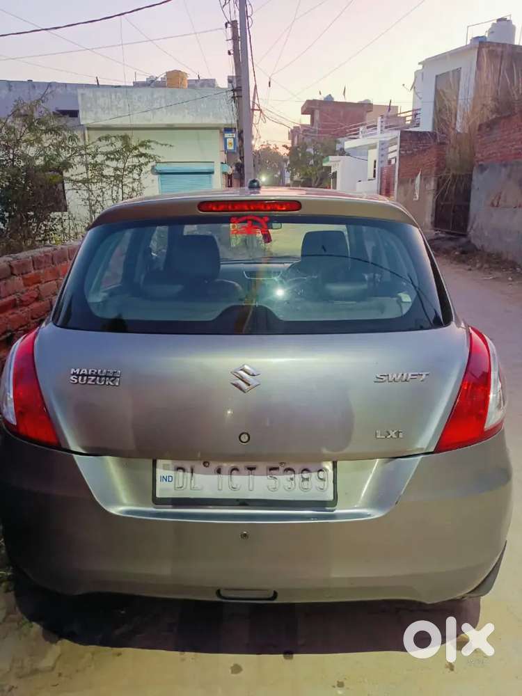 Maruti Suzuki Swift 2015 Petrol Well Maintained