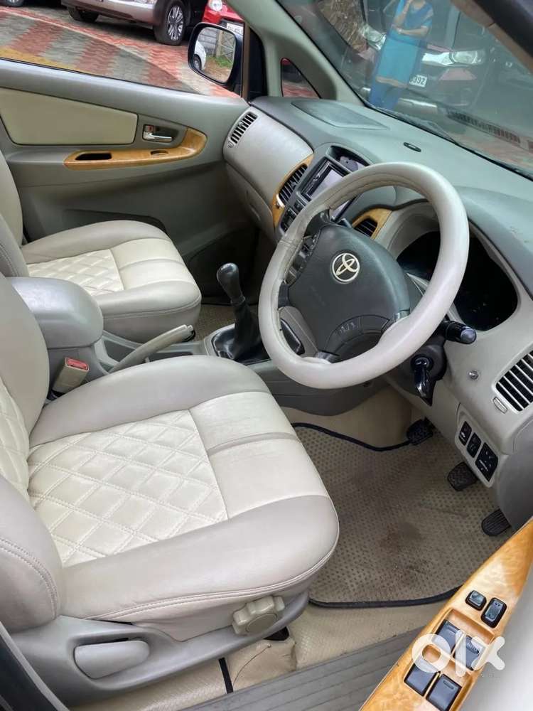 Toyota Innova, 2009, Diesel