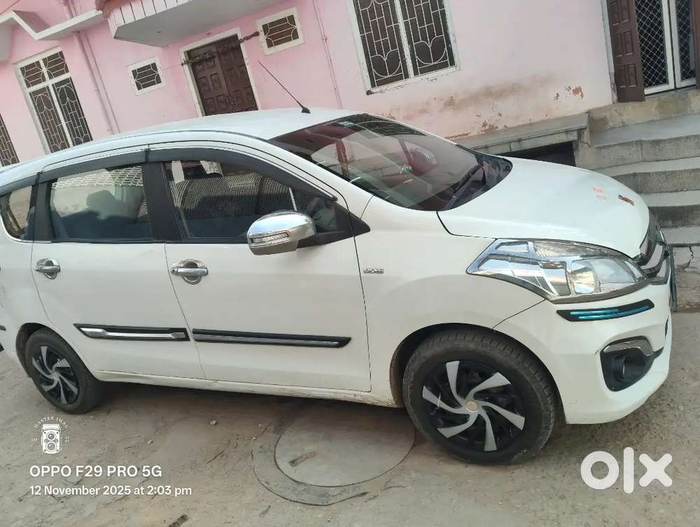 Maruti Suzuki Ertiga 2015 Diesel 80000 Km Driven