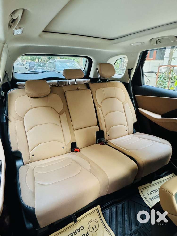 Mg Hector Plus Savvy Pro 1.5 Turbo Petrol Cvt 7 Str, 2026, Petrol
