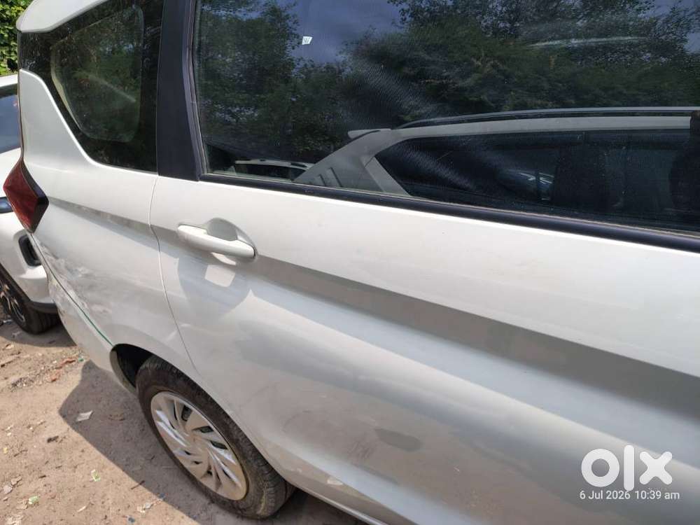 Maruti Suzuki Ertiga Vxi Cng