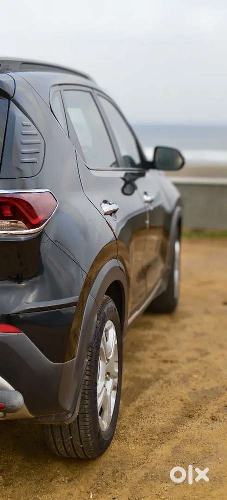 Kia Sonet Htx Turbo Imt – Top Variant  Excellent Condition