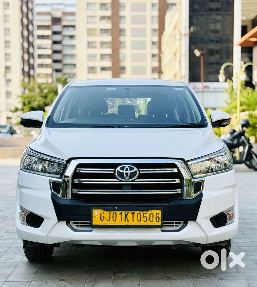 Toyota Innova Crysta 2.4 G Mt 7 Str, 2022, Diesel