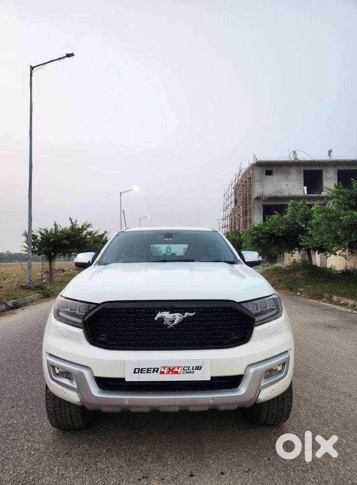 Ford Endeavour 3.2 Titanium At 4x4, 2016, Diesel