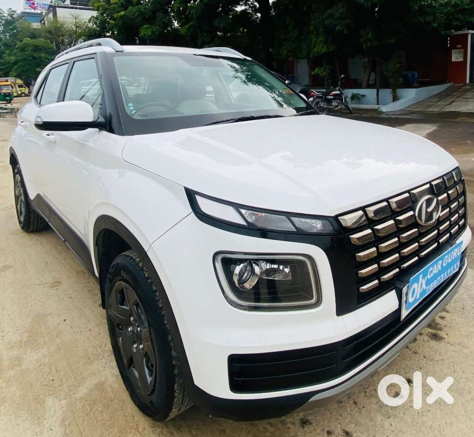 Hyundai Venue Sx Mt, 2024, Petrol
