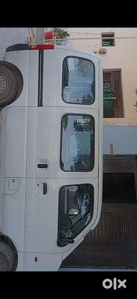 Maruti Eeco 5 Str Ac Cng 2025